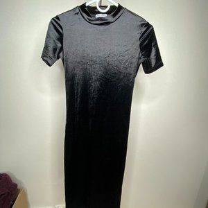 Zara | Velvet Stretch Short Sleeve | Midi Dress